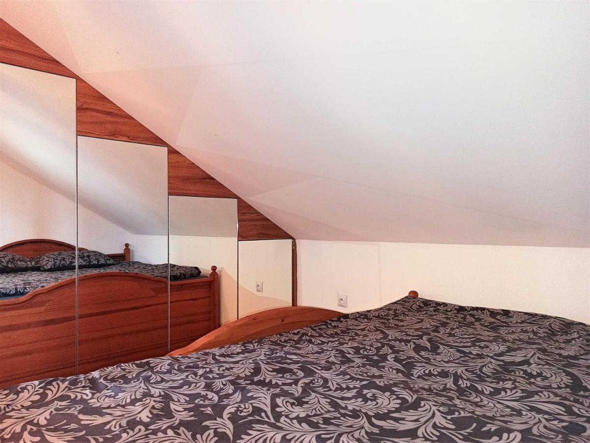 Barytowy Apartament Tarnowskie Gory Ngoại thất bức ảnh